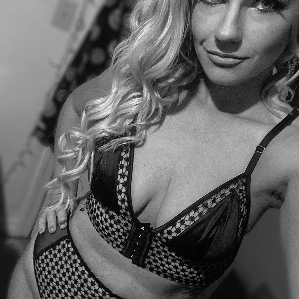 Charlii Angel
