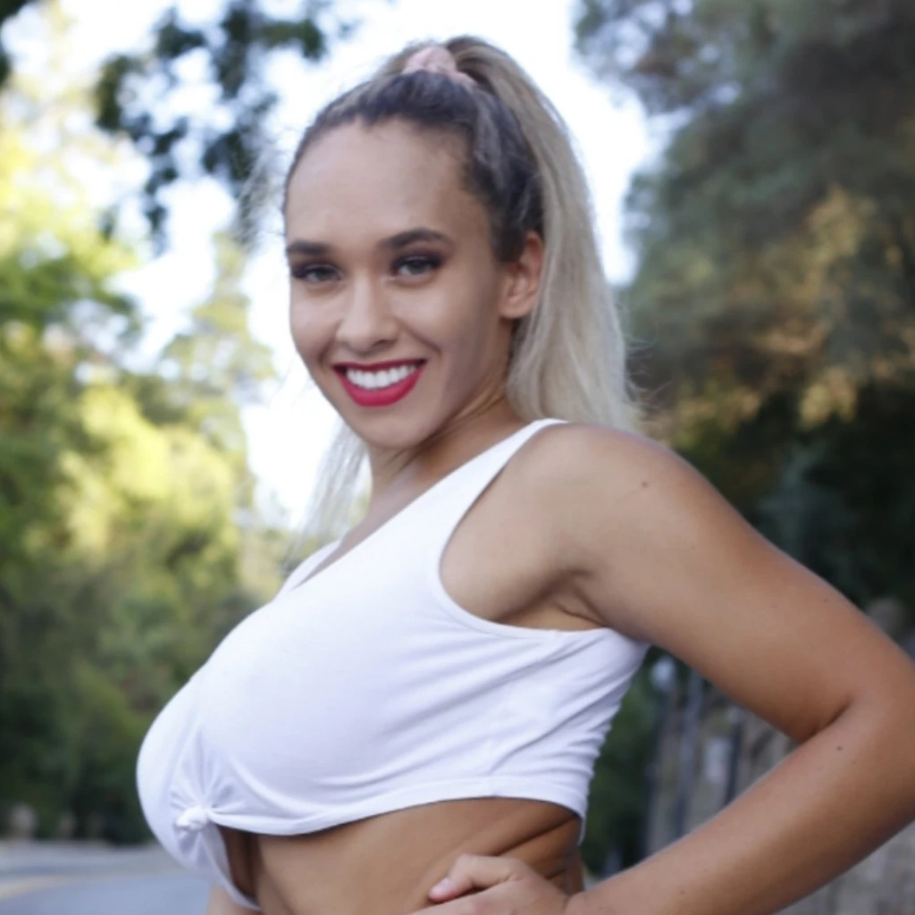Briana Moon 🔞 SALE