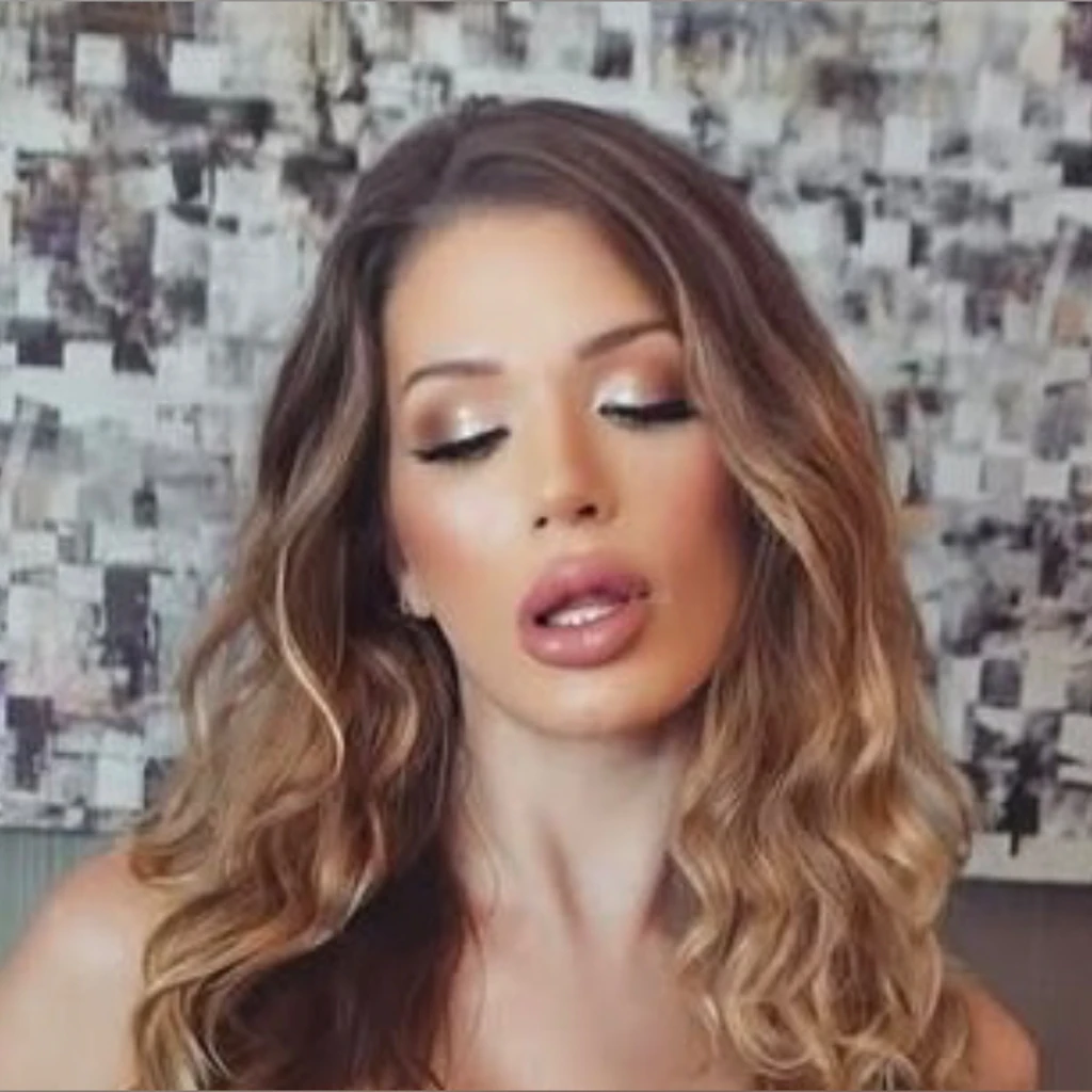 Cassandra LoveLox
