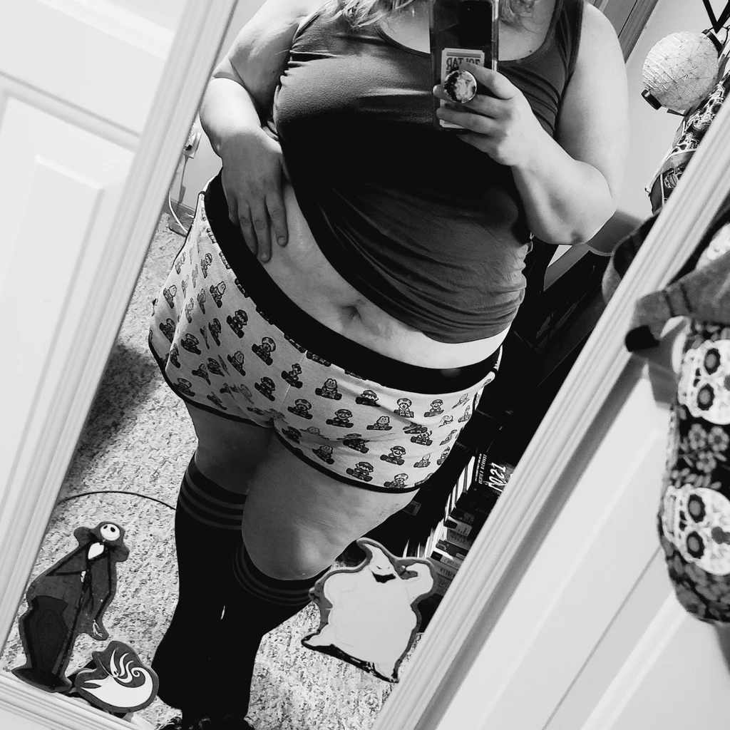 Curvy Sexbomb