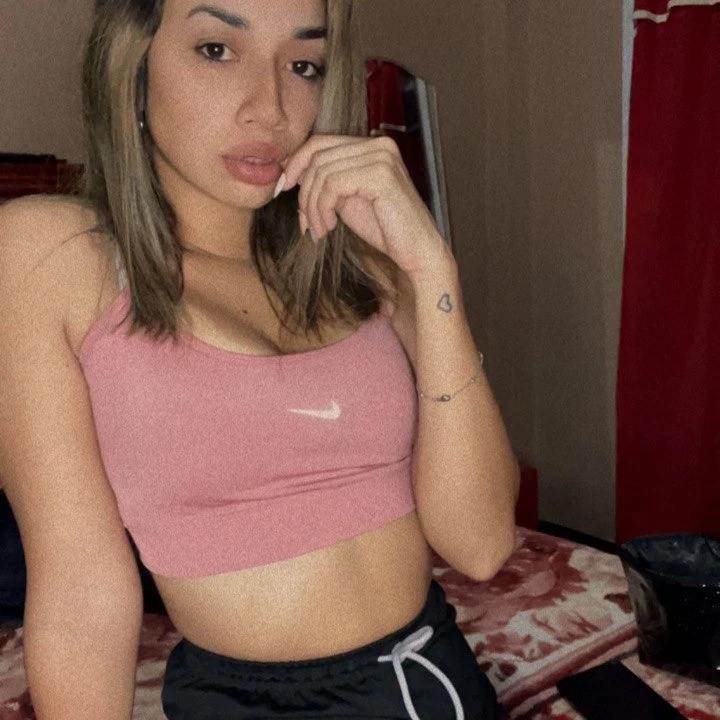 Alex 🍒
