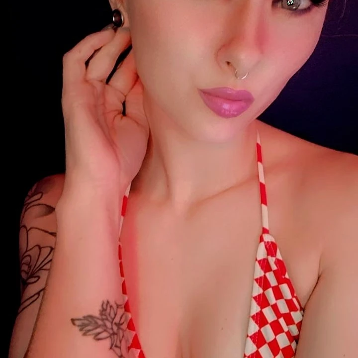 Raya Willow 😈 💋