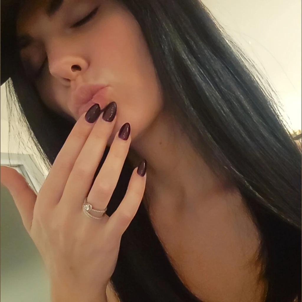 Avatar of @lovefury