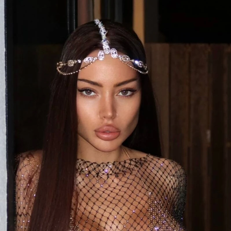 Alena ❤️‍🔥  𝓼𝓮𝔁𝔂 😈