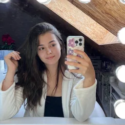 🟢🍒 Alina