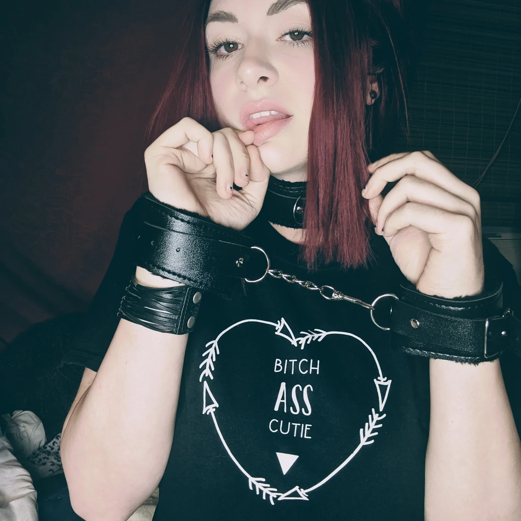Anastasia 🖤