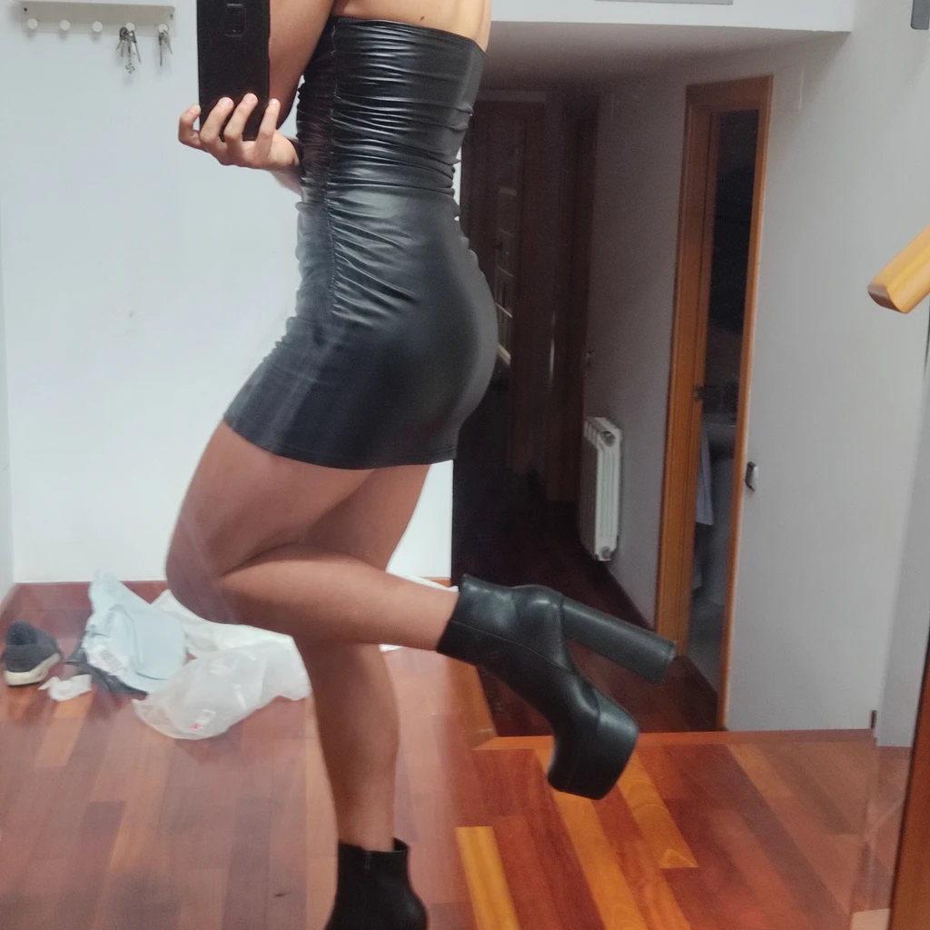 Xarlot Crossdresser
