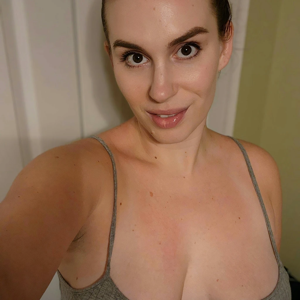 Leah Maeve
