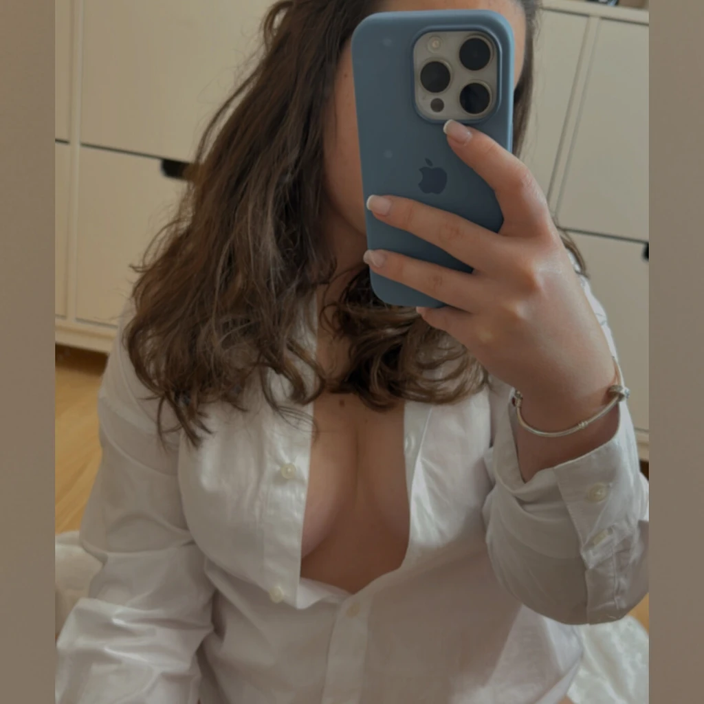 Clara🍭