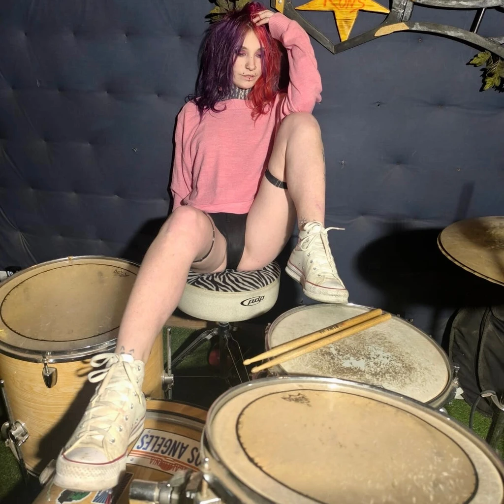 SmallTittyGirlfriend