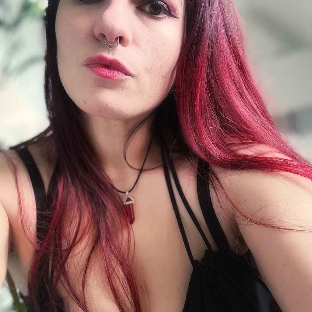 Avatar of @lunamoongirlfree
