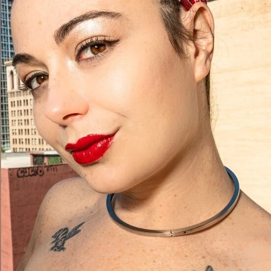 Siouxsie Q is Your American Sweetheart